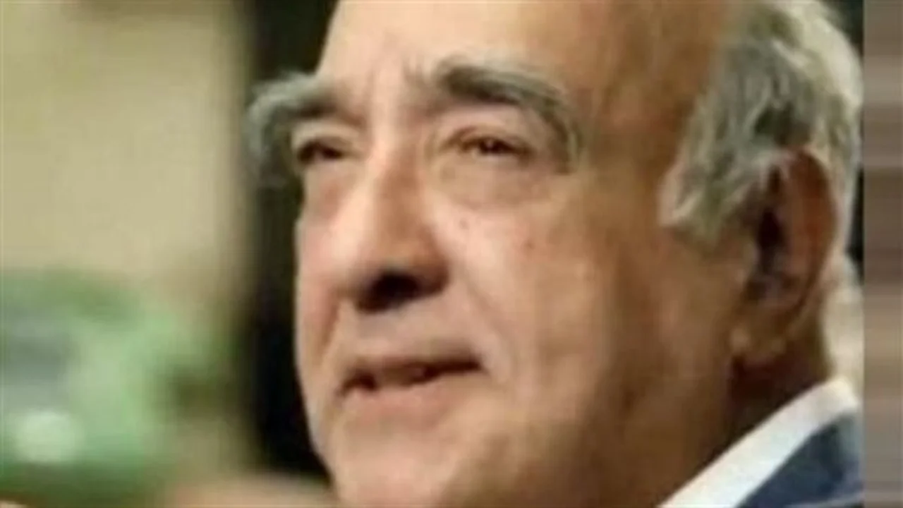 من قاعات الهندسة.. يوسف داود ي dazzles المسرح بأسلوب استثنائي
